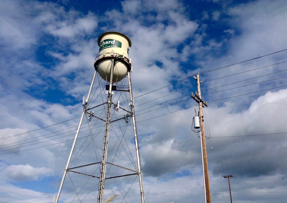 smal town USA in a major city